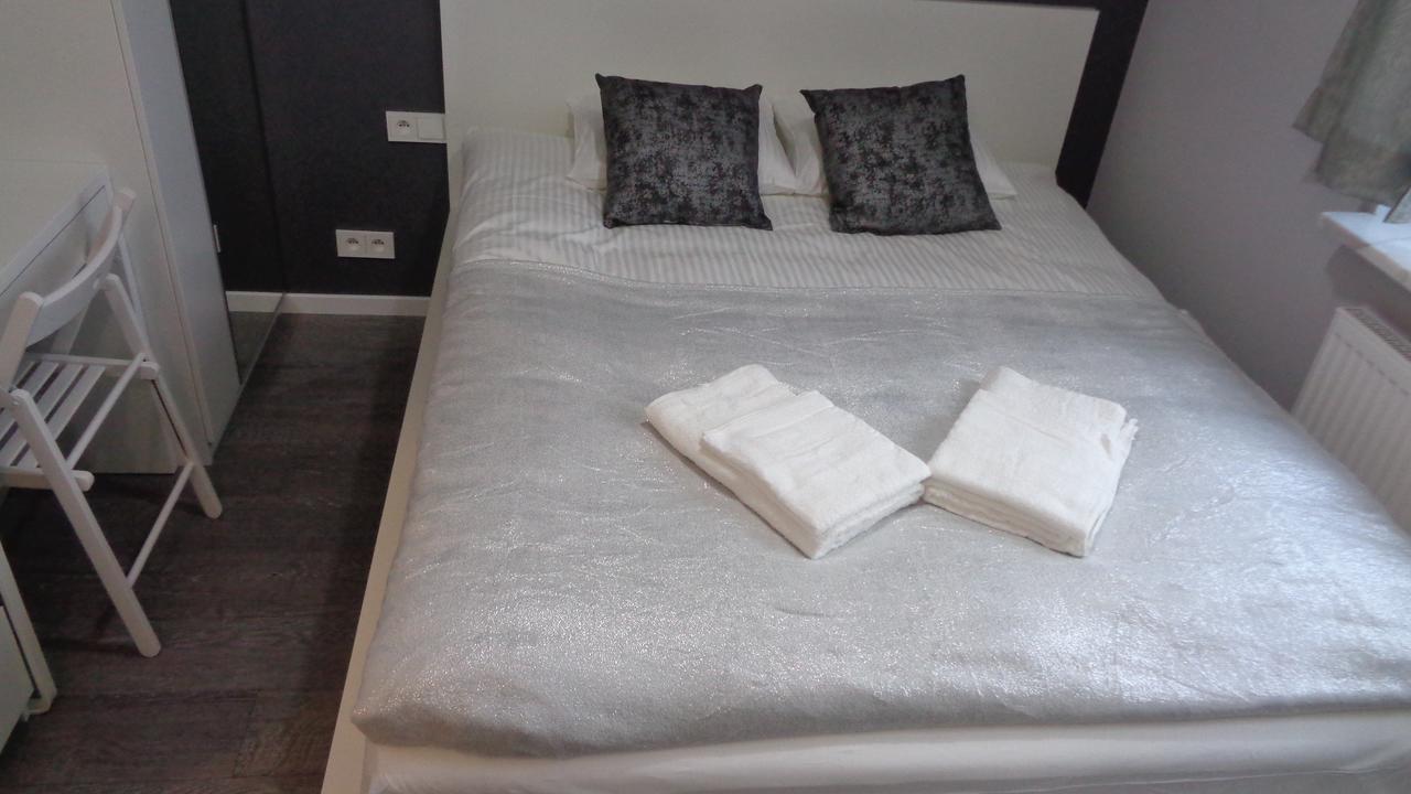 Pokoje Zachodnia 2F Apartment Bialystok Bagian luar foto